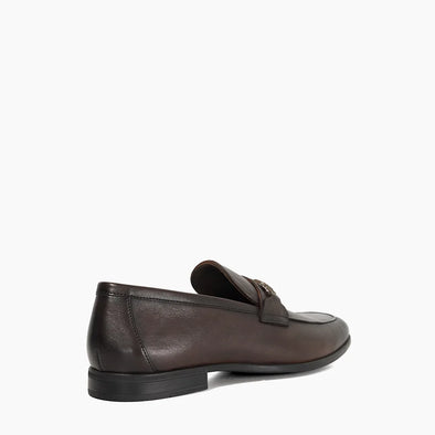 SEYMORE - BROWN
Leather Wide Fit Snaffle Loafers